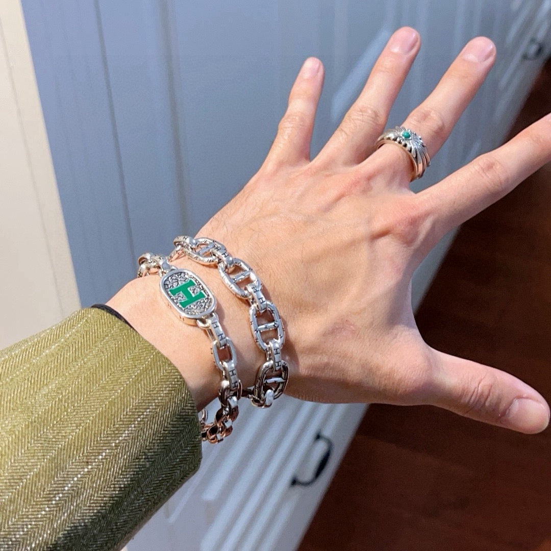 Horse Bracelet in Silver-Tone – Design 001 styled product view