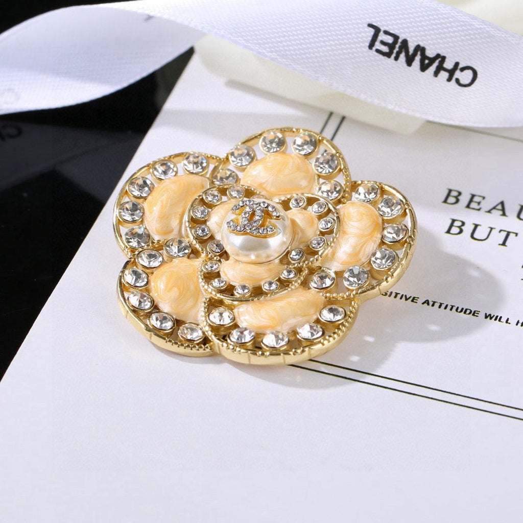 Signature Emblem Brooch in Polished Metal-Tone – Design 020 front product view