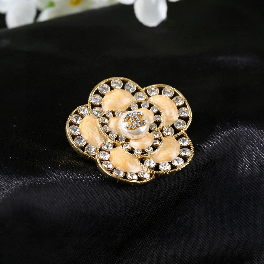 Signature Emblem Brooch in Polished Metal-Tone – Design 020 main product view