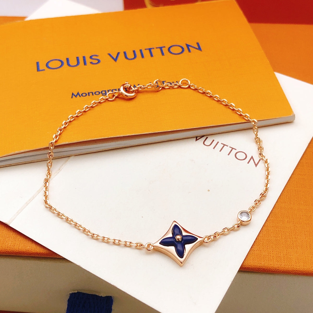 Geometric Emblem Bracelet in Rose-Gold-Tone – Rose Gold Detail – Design 013 front product view