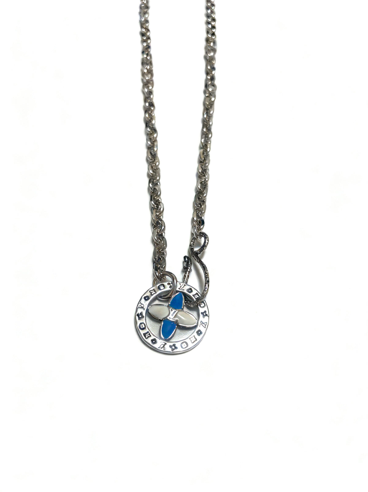 Chain Pendant Necklace in Silver-Tone – Design 024 detail view