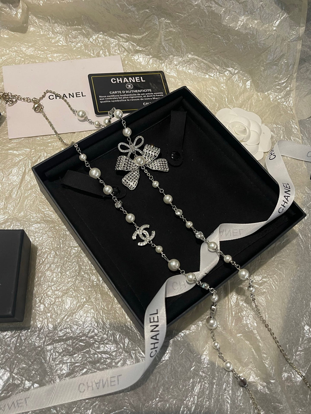 Double-C Emblem Pearl-Detail Pendant Necklace – Pearl Detail – Design 072 detail view