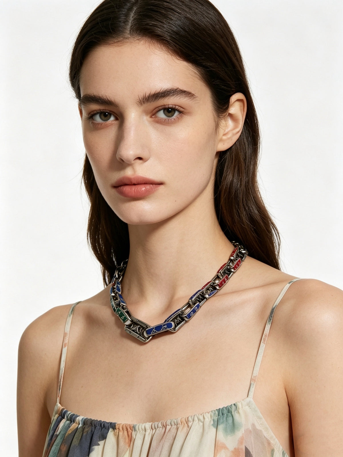 Chain Pendant Necklace in Silver-Tone – Design 023 detail view