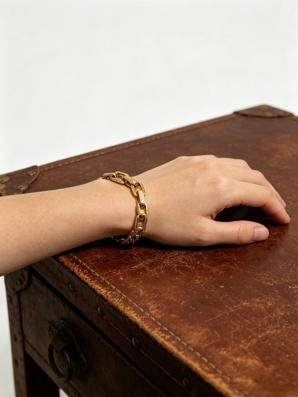 Chain Bracelet in Silver-Tone – Design 006 styled product view