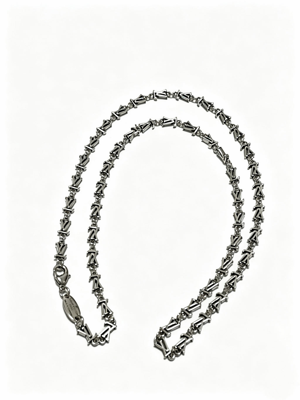 Chain Pendant Necklace in Silver-Tone – Design 016 main product view