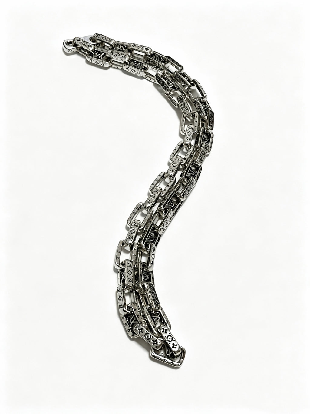 Chain Pendant Necklace in Silver-Tone – Design 015 front product view