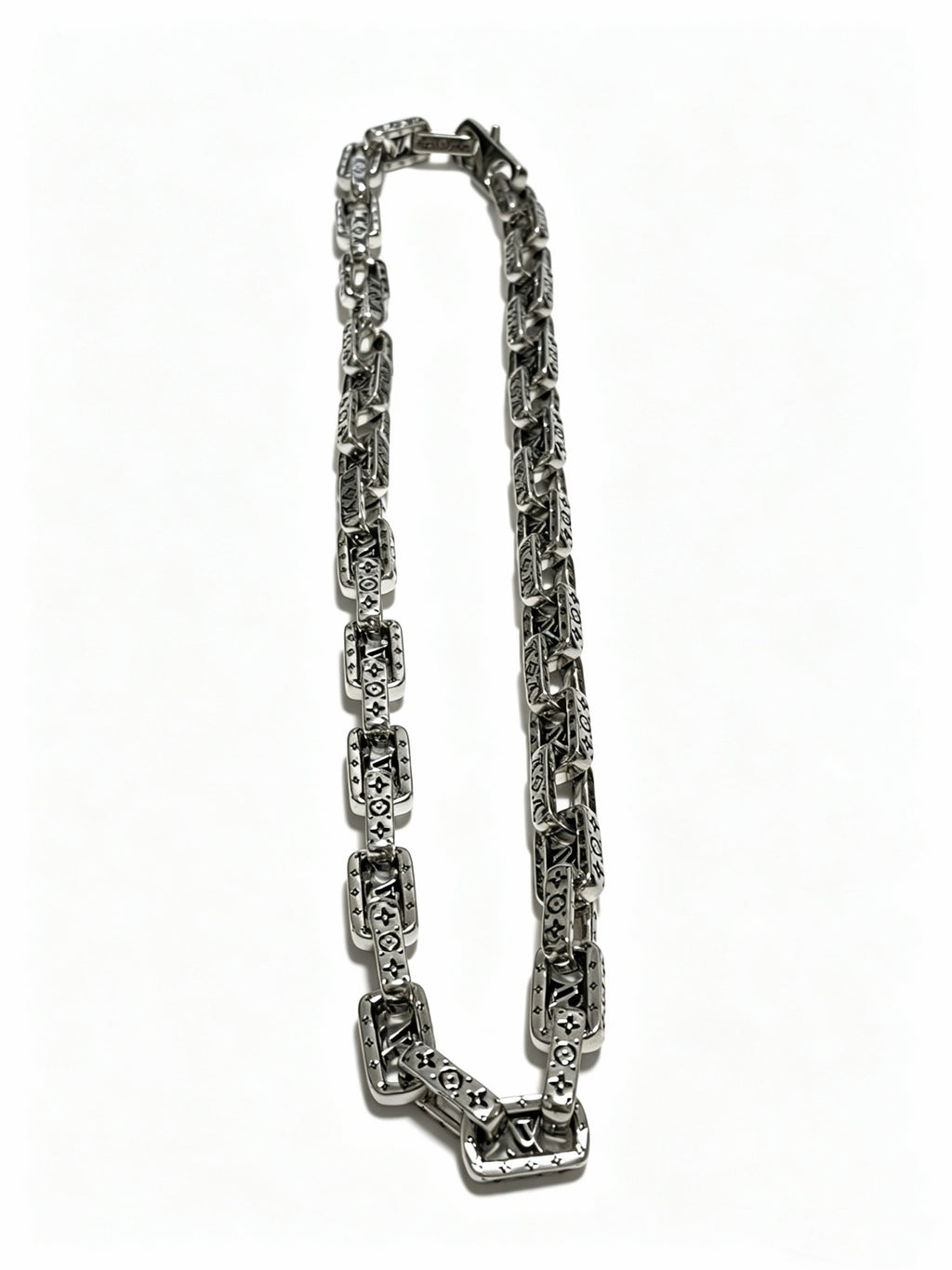 Chain Pendant Necklace in Silver-Tone – Design 015 main product view