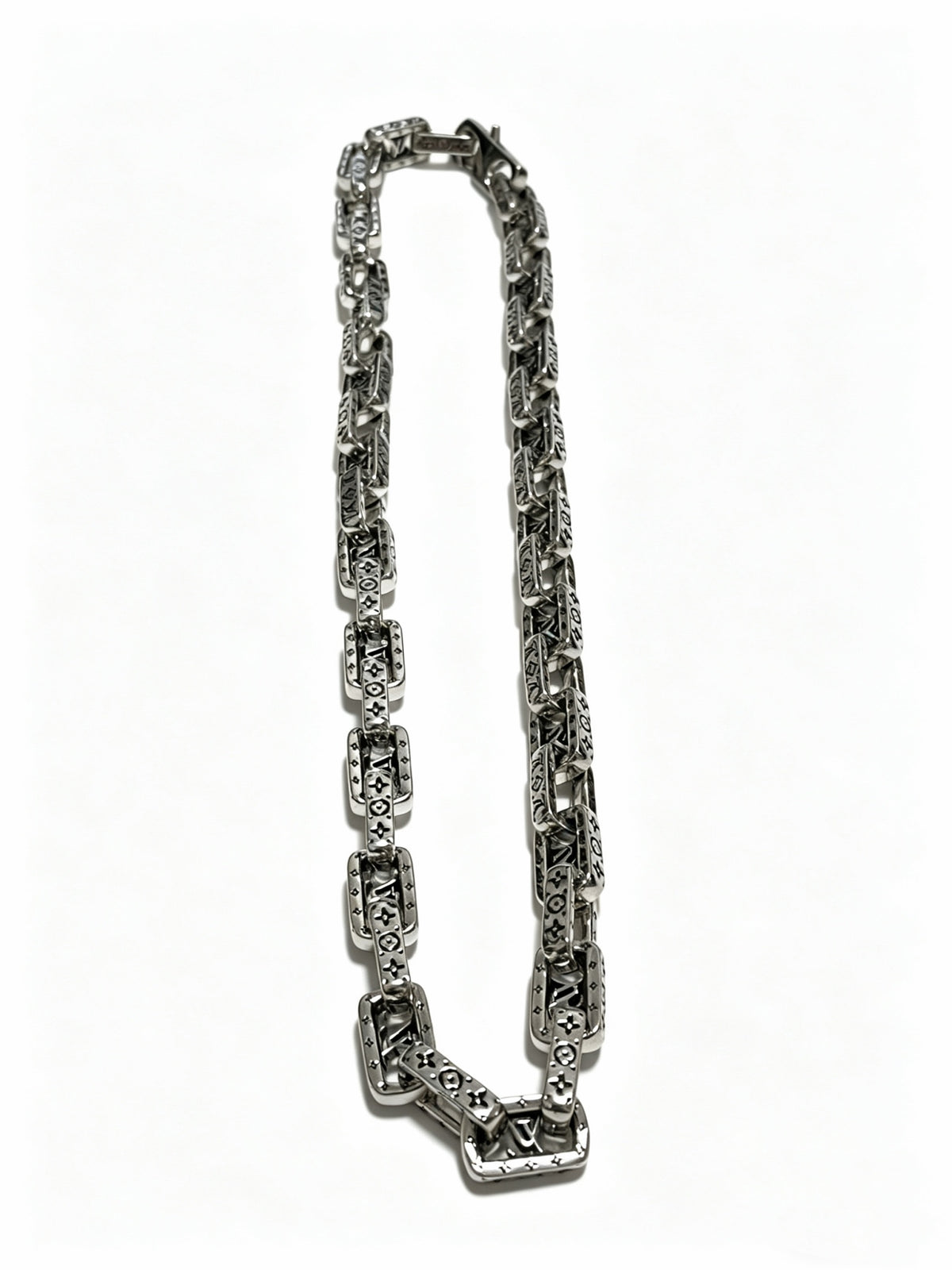 Chain Pendant Necklace in Silver-Tone – Design 015 main product view