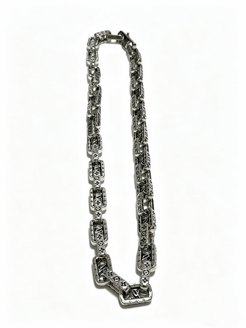 Chain Pendant Necklace in Silver-Tone – Design 015 main product view
