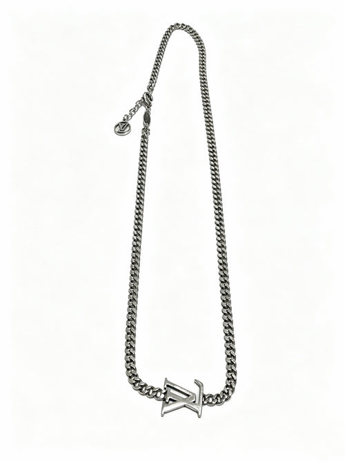 Chain Pendant Necklace in Silver-Tone – Design 013 front product view