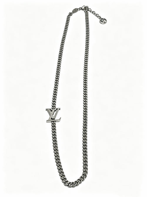 Chain Pendant Necklace in Silver-Tone – Design 013 main product view