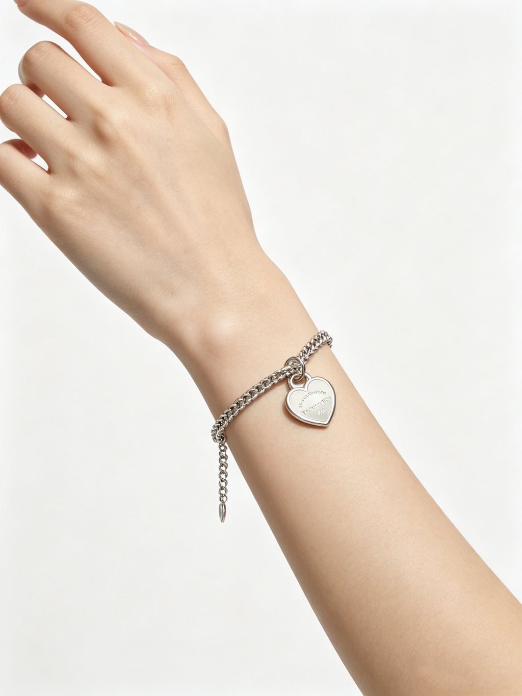 Signature Motif Bracelet in Silver-Tone – Vintage Detail – Design 36 main product view