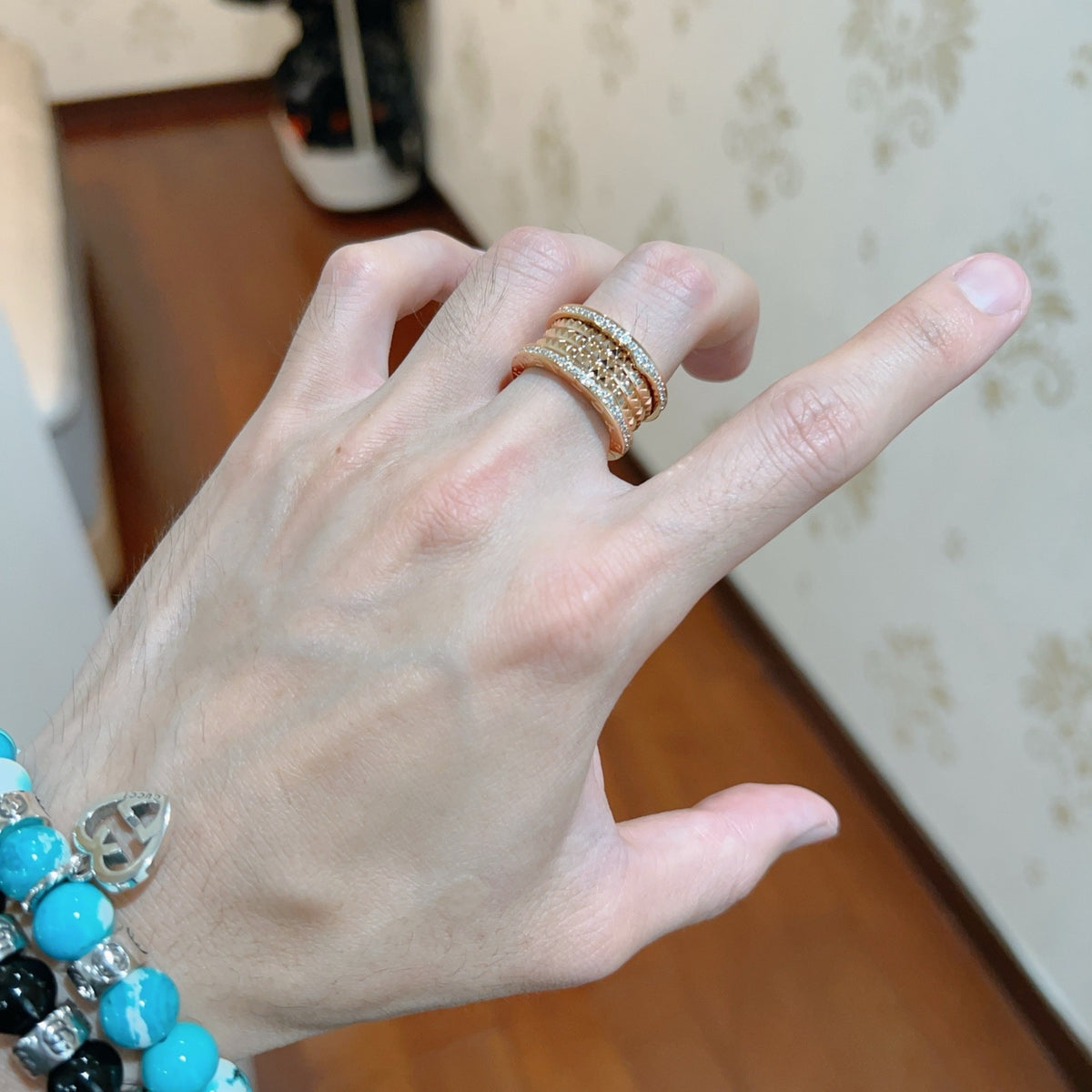 Geometric Emblem Statement Ring in Rose-Gold-Tone – Rose Gold Detail – Design 003 detail view