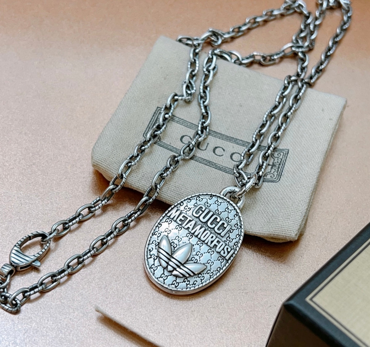 Double-G Emblem Pendant Necklace in Silver-Tone – Vintage Detail – Design 033 front product view