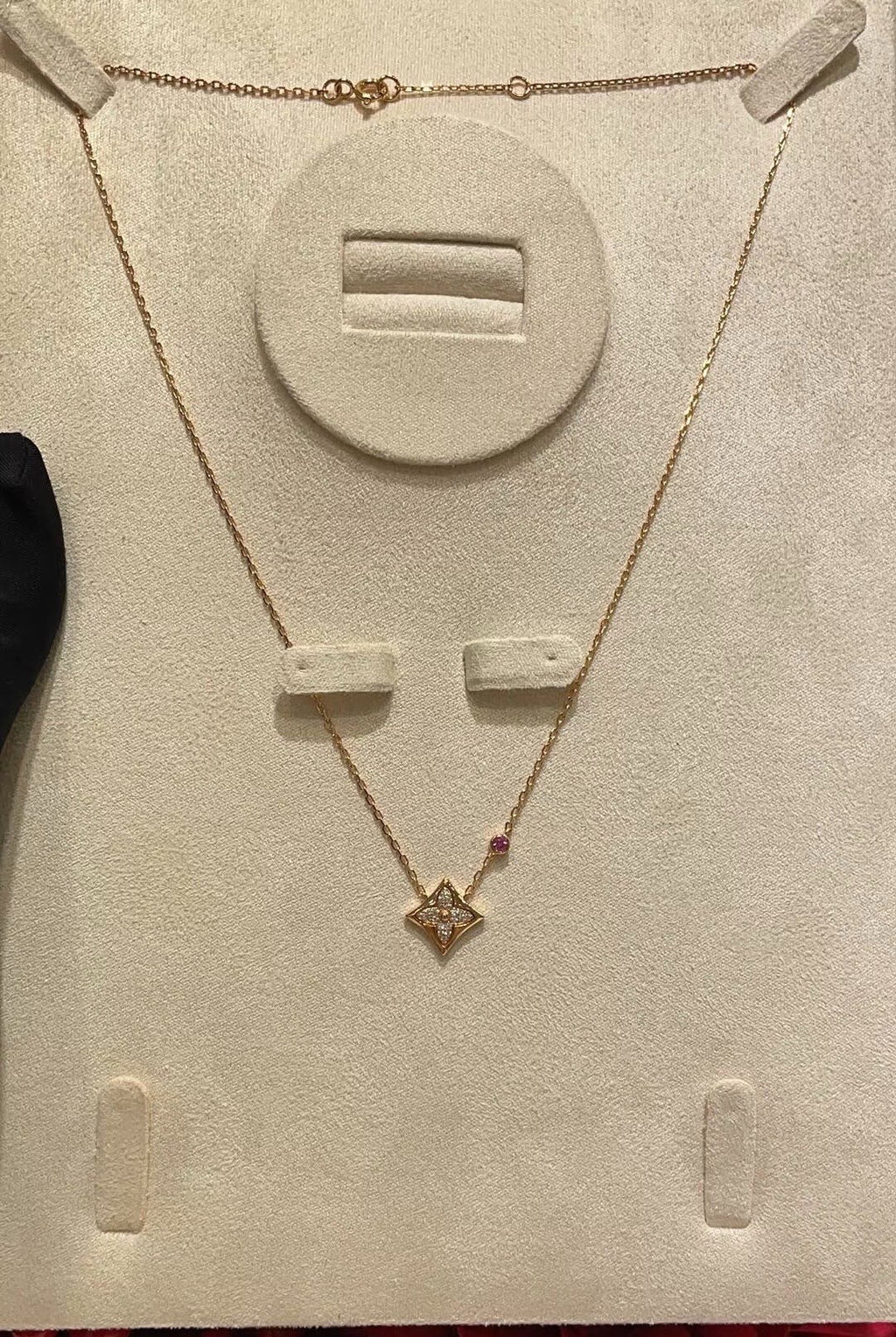 Geometric Emblem Pendant Necklace in Polished Metal-Tone – Design 025 side detail