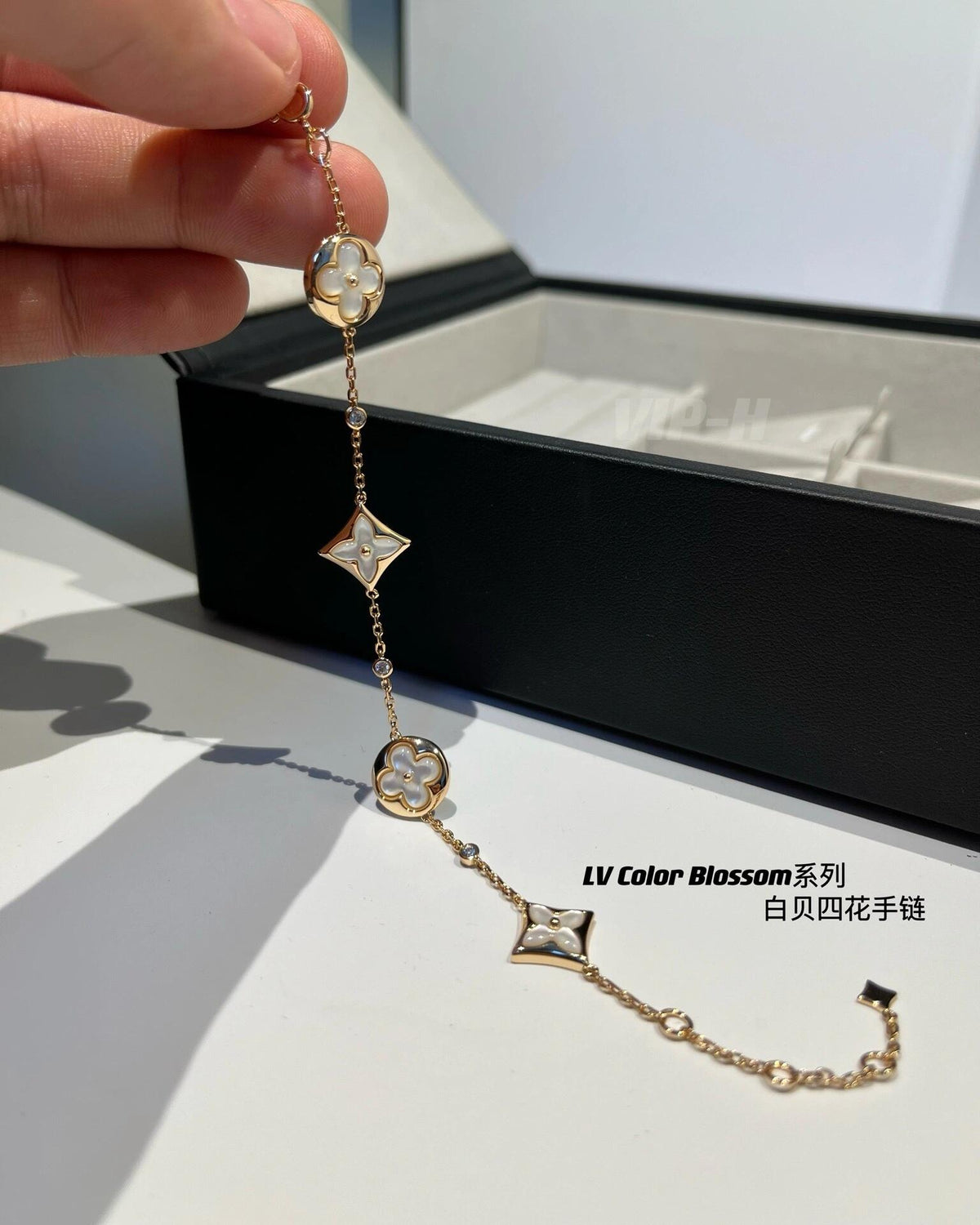 Geometric Emblem Bracelet in Polished Metal-Tone – Design 015 main product view