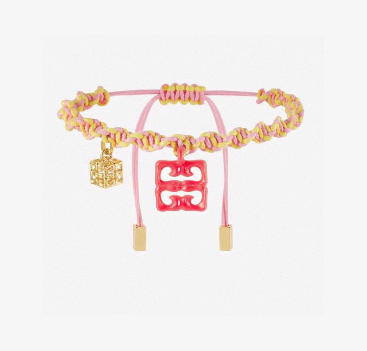 Signature Emblem Bracelet in Polished Metal-Tone – Design 027 front product view