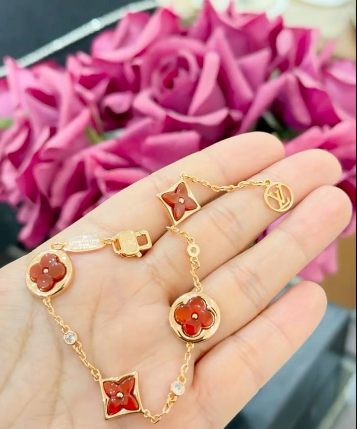 Geometric Emblem Bracelet in Polished Metal-Tone – Design 013 main product view