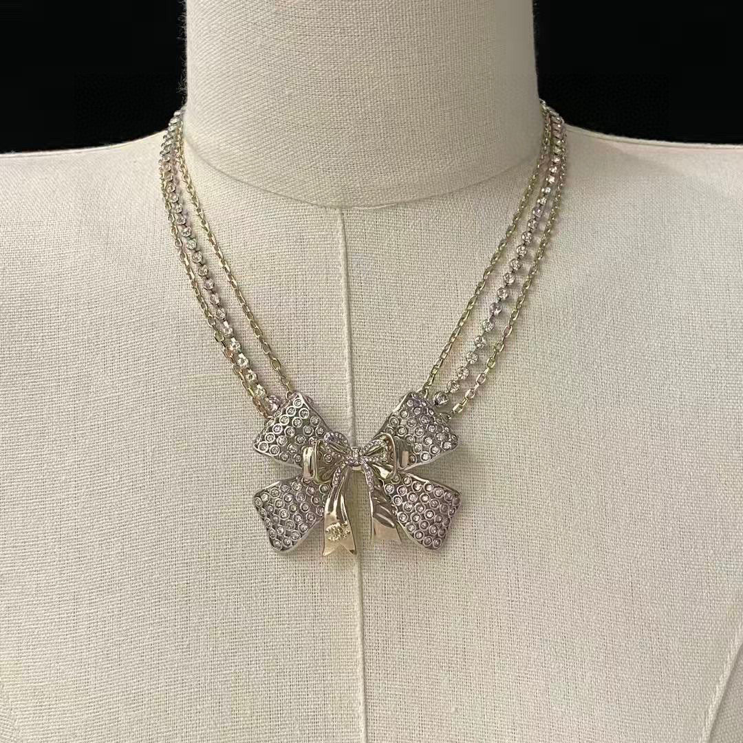 Bow Crystal-Accent Pendant Necklace – Design 003 detail view