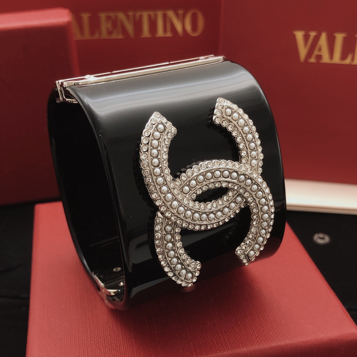 Signature Emblem Bangle in Silver-Tone – Black Detail – Design 002 front product view