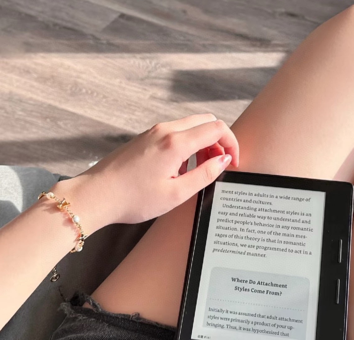 Letter Emblem Bracelet in Polished Metal-Tone – Design 025 side detail