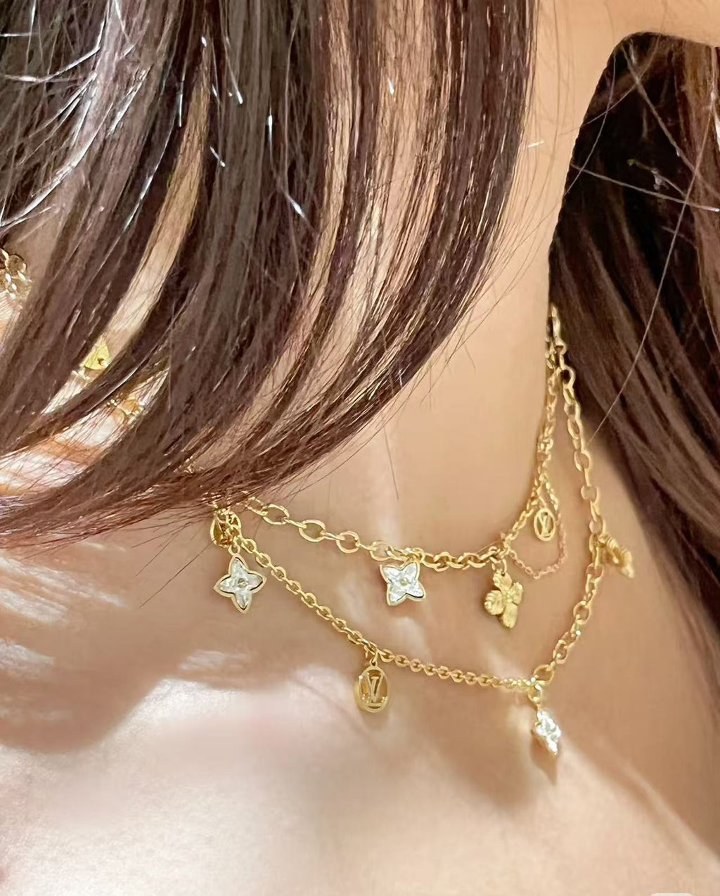 Floral Pendant Necklace in Gold-Tone – Design 003 detail view