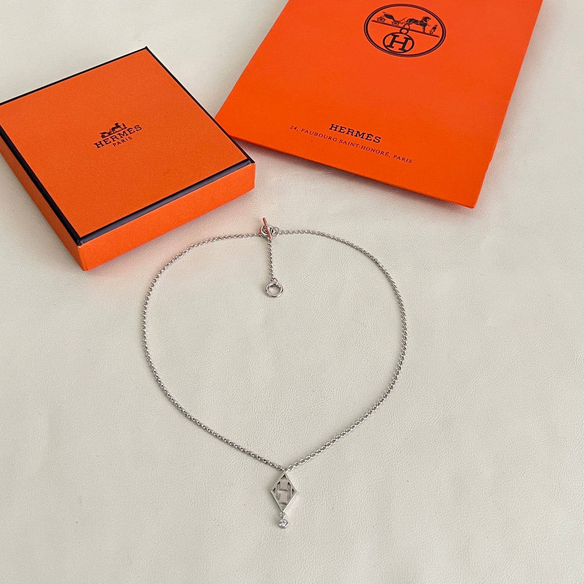 Toggle Pendant Necklace in Polished Metal-Tone – Toggle Detail – Design 023 front product view
