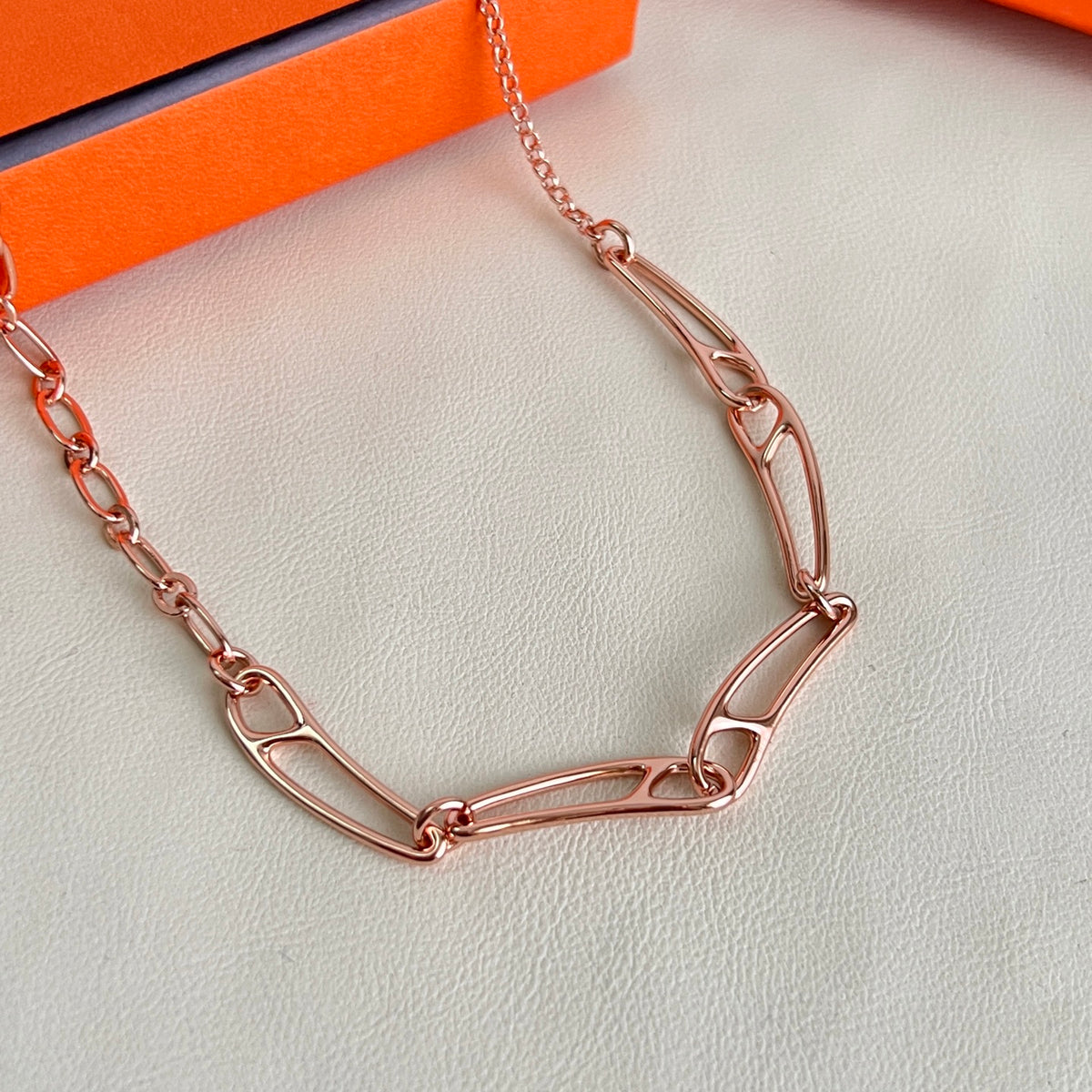 Horse Pendant Necklace in Polished Metal-Tone – Design 026 side detail