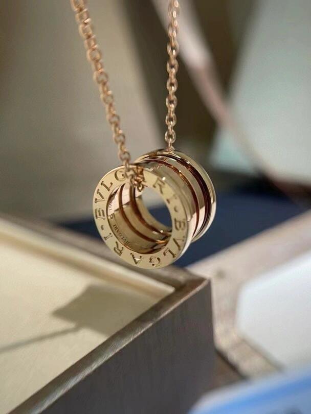 Geometric Emblem Pendant Necklace in Rose-Gold-Tone – Rose Gold Detail – Design 010 front product view