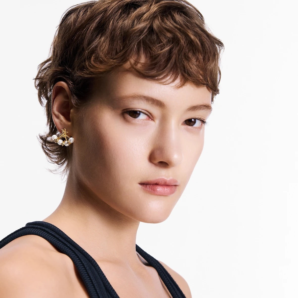 Geometric Emblem Stud Earrings in Polished Metal-Tone – Design 025 main product view