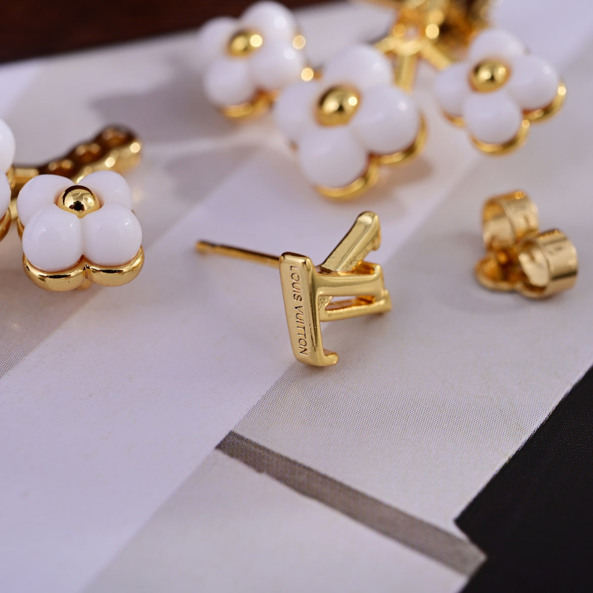 Geometric Emblem Stud Earrings in Polished Metal-Tone – Design 024 side detail