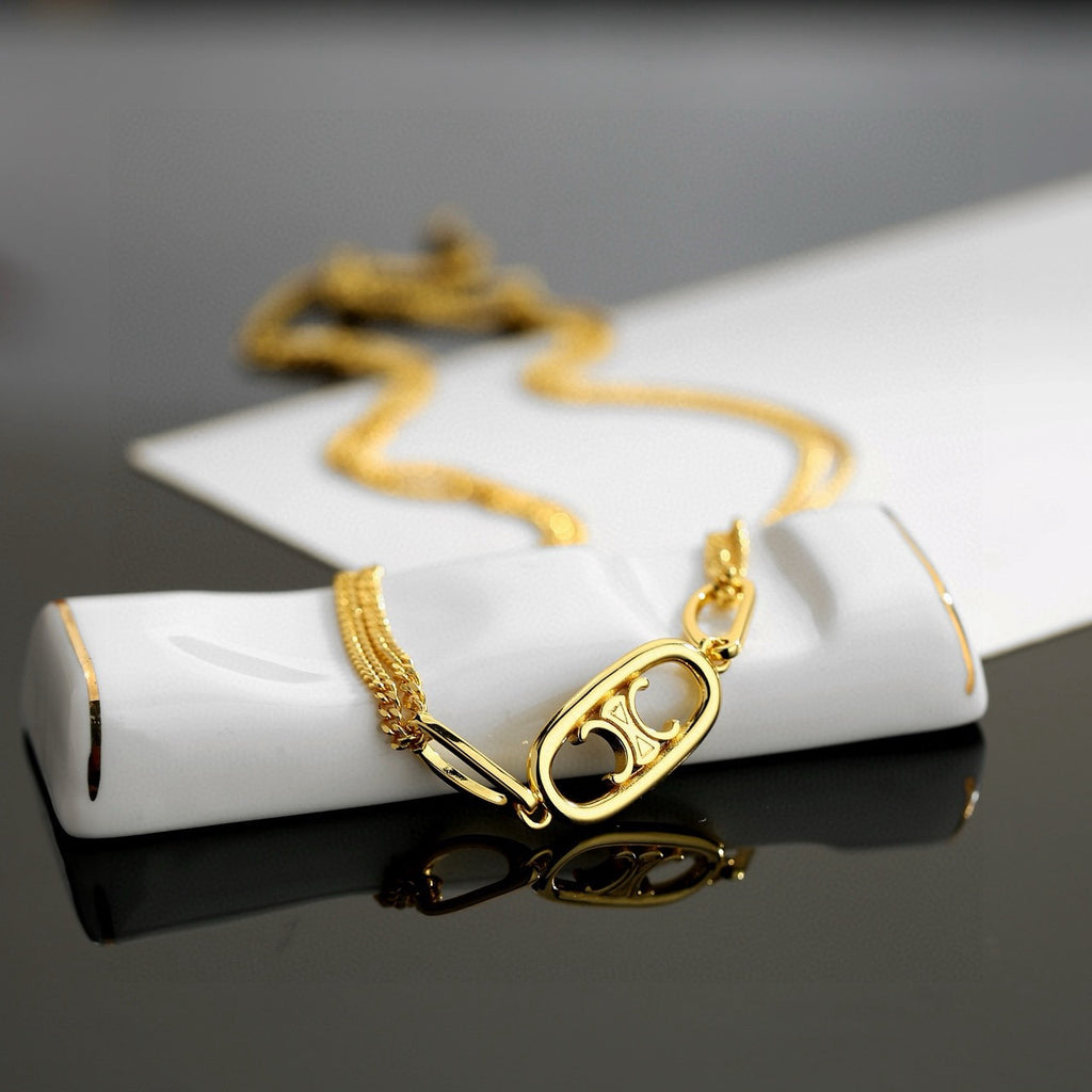 Signature Emblem Bracelet in Gold-Tone – Design 008 detail view