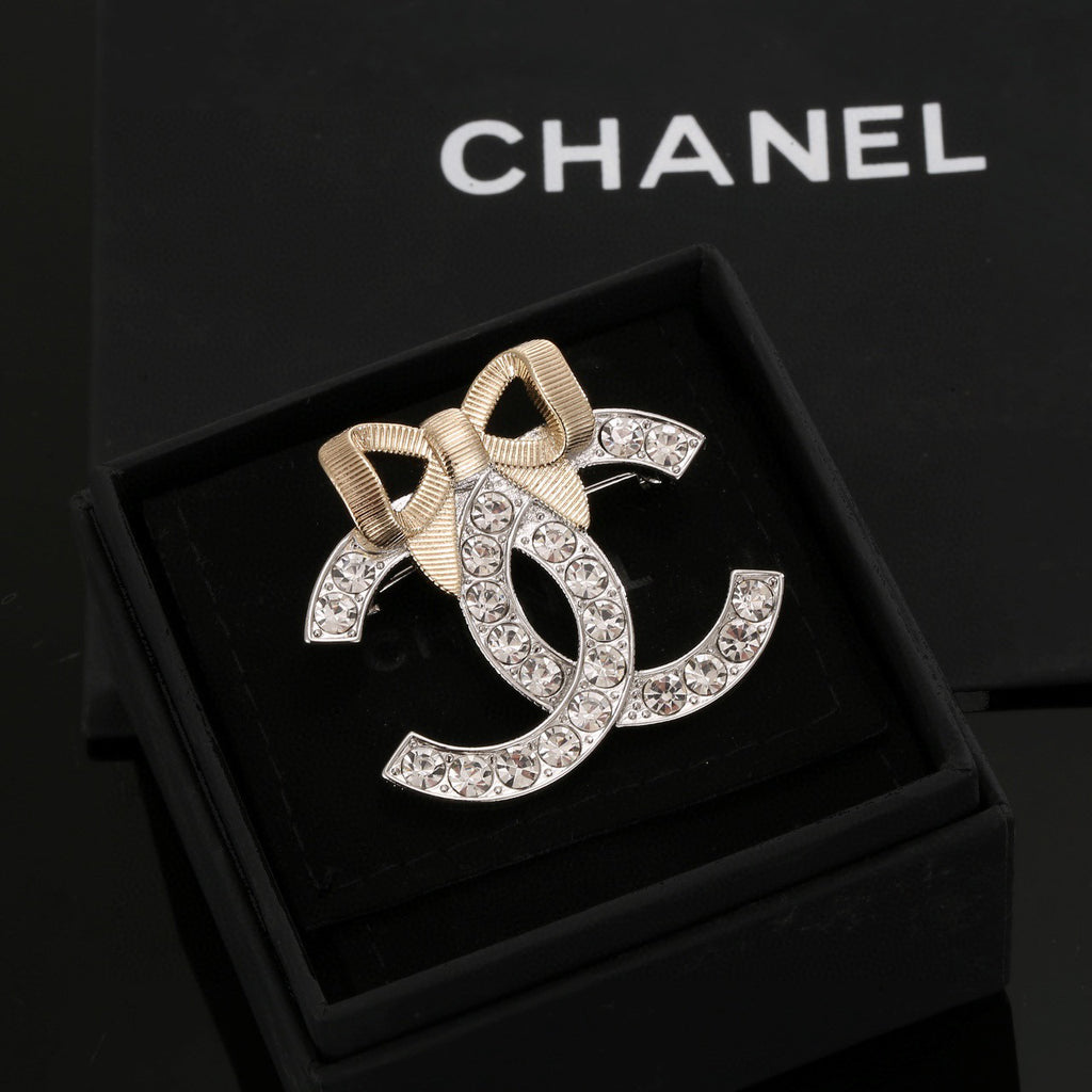 Signature Emblem Brooch in Polished Metal-Tone – Design 031 front product view