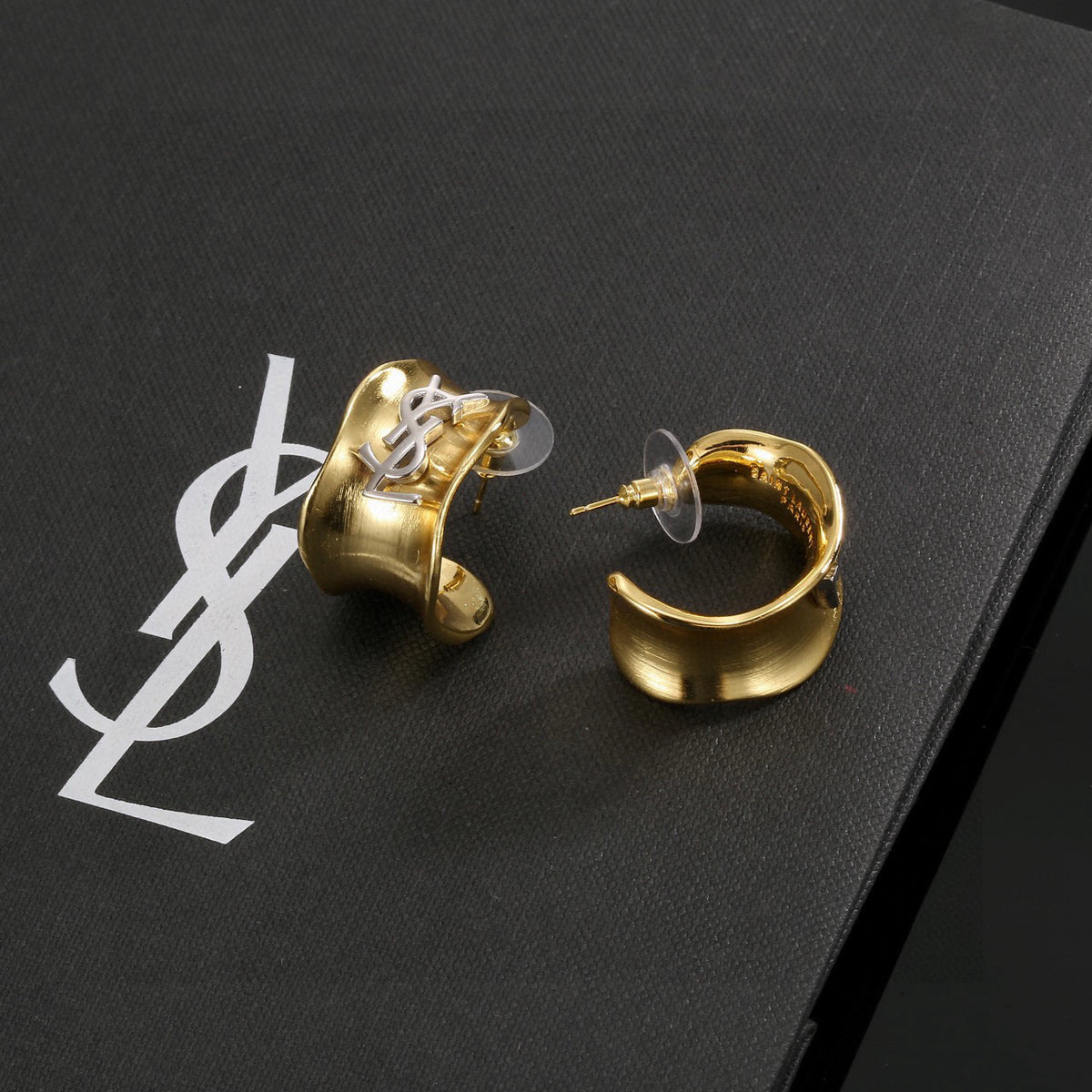 Geometric Emblem Stud Earrings in Gold-Tone – Design 010 close-up detail