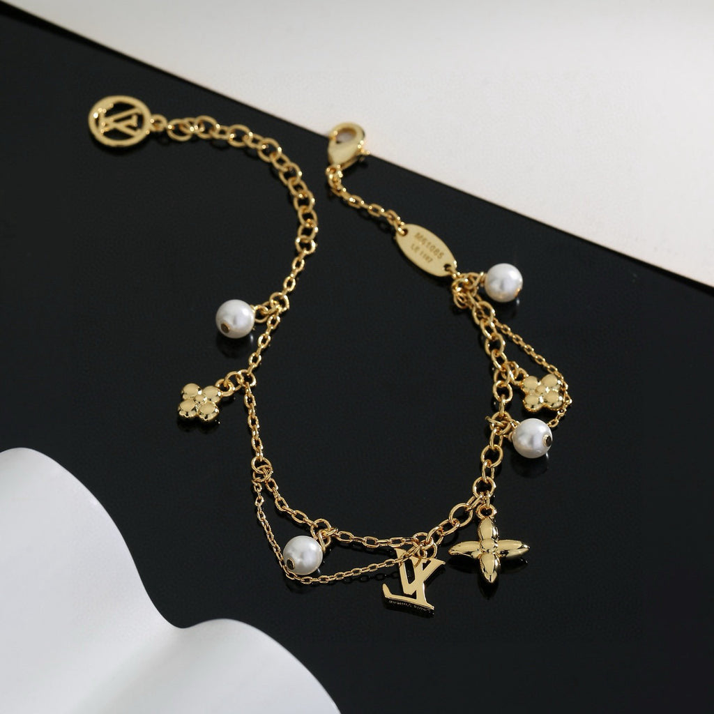 Letter Emblem Bracelet in Polished Metal-Tone – Design 030 main product view
