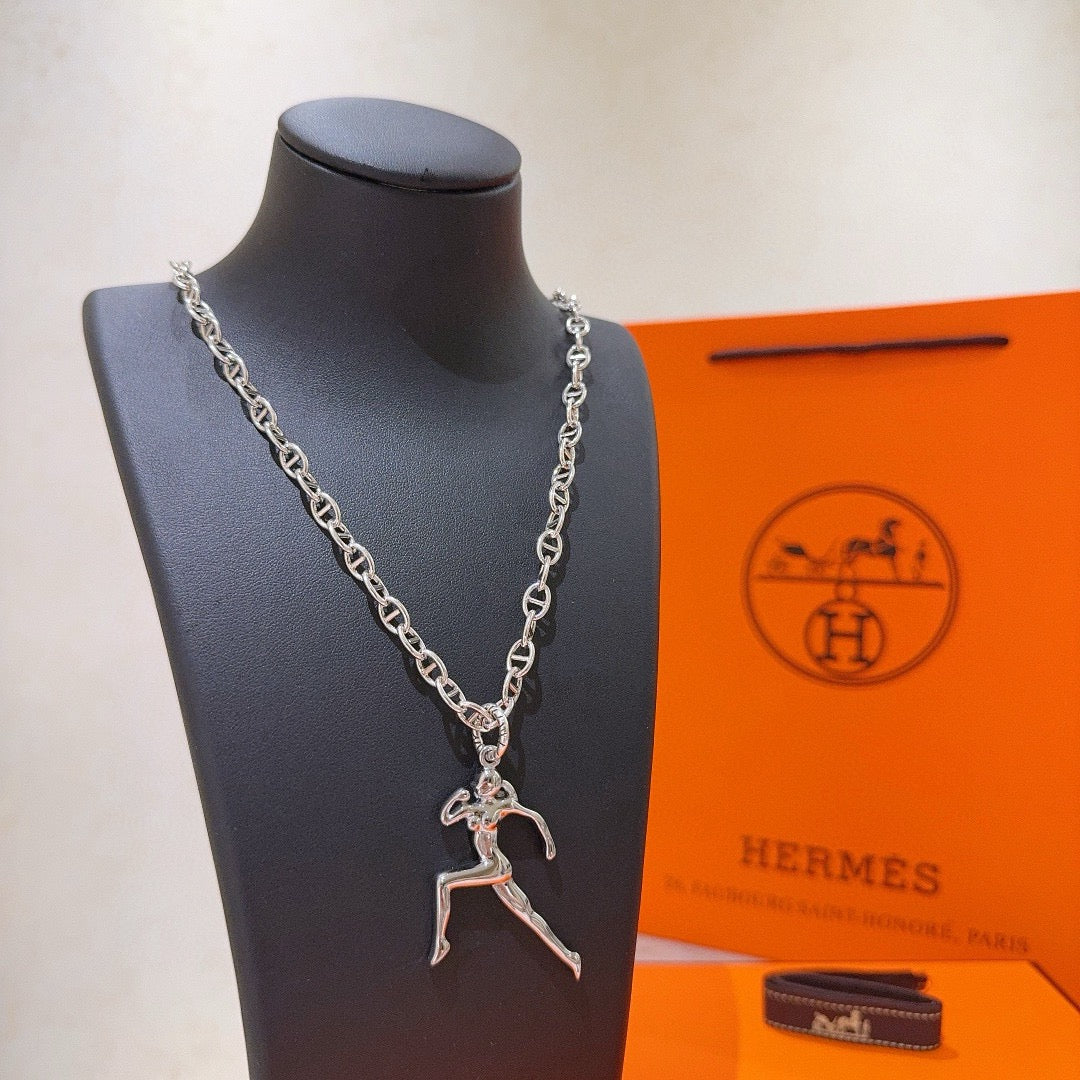 Toggle Pendant Necklace in Polished Metal-Tone – Toggle Detail – Design 024 front product view
