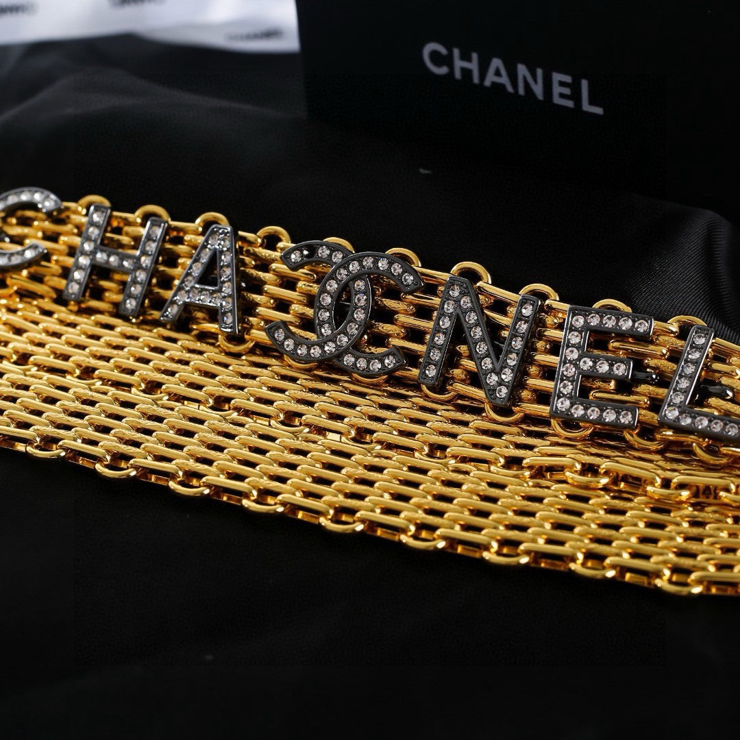Signature Emblem Jewelry Accessory in Gold-Tone – Design 018 close-up detail