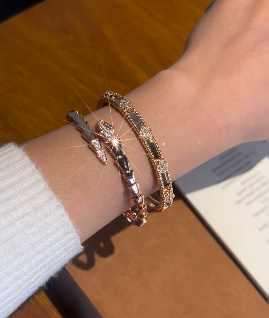 Serpentine Bangle in Rose-Gold-Tone – Rose Gold Detail – Design 002 front product view