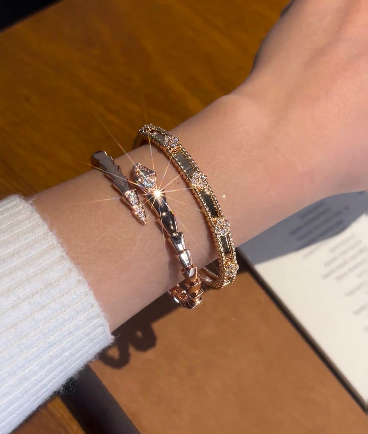 Serpentine Bangle in Rose-Gold-Tone – Rose Gold Detail – Design 002 front product view