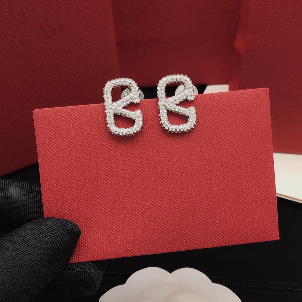 V Emblem Crystal-Accent Stud Earrings – Design 05 close-up view