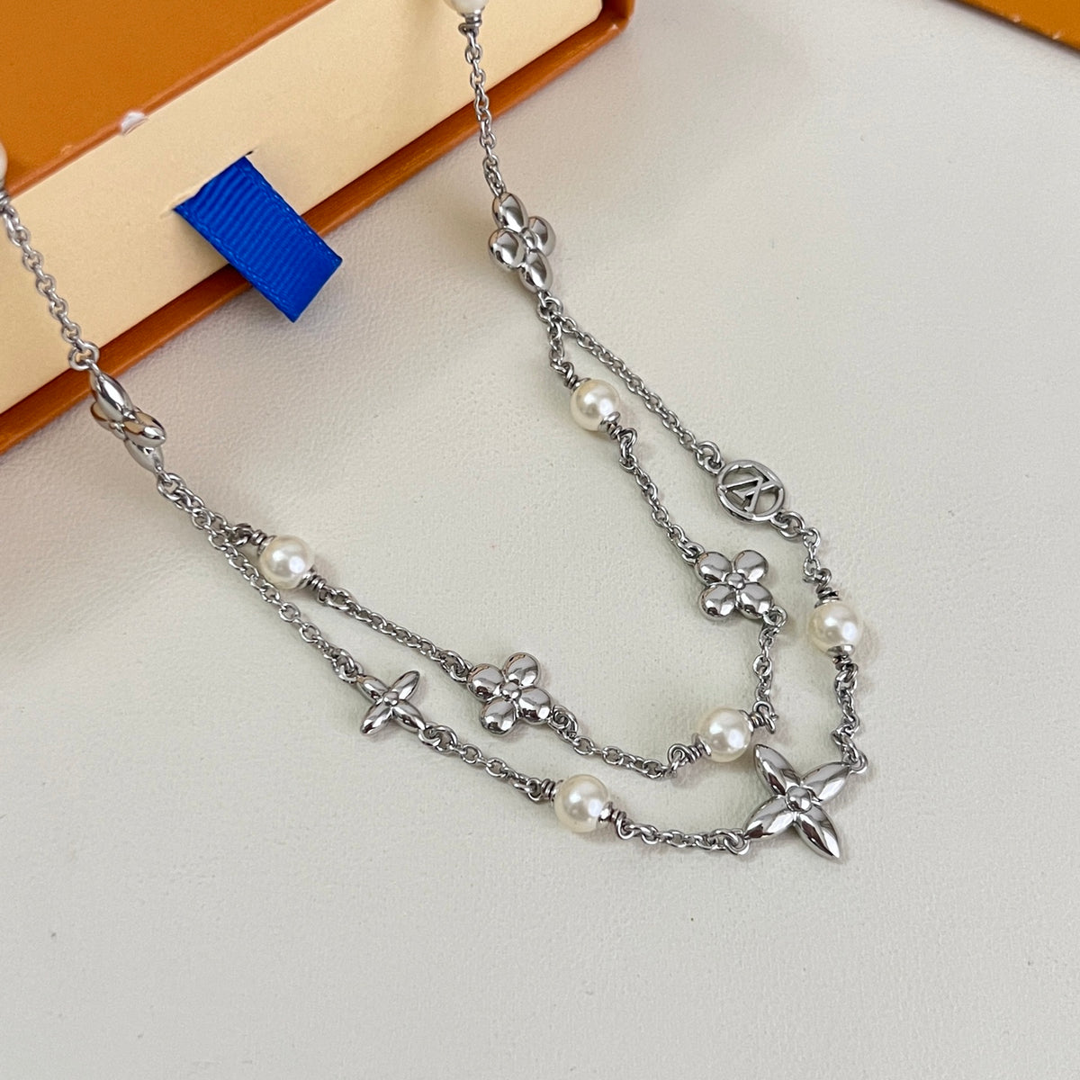 Geometric Emblem Pendant Necklace in Polished Metal-Tone – Design 029 detail view