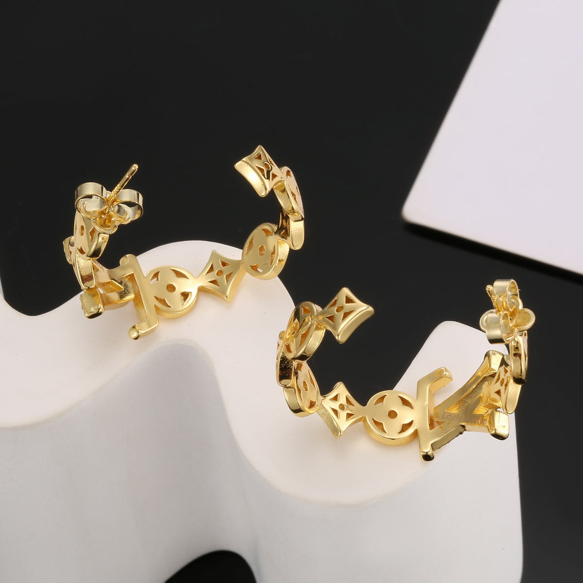 Geometric Emblem Stud Earrings in Polished Metal-Tone – Design 027 detail view