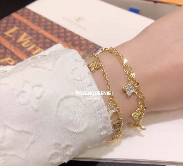 Floral Bracelet in Gold-Tone – Design 012 main product view