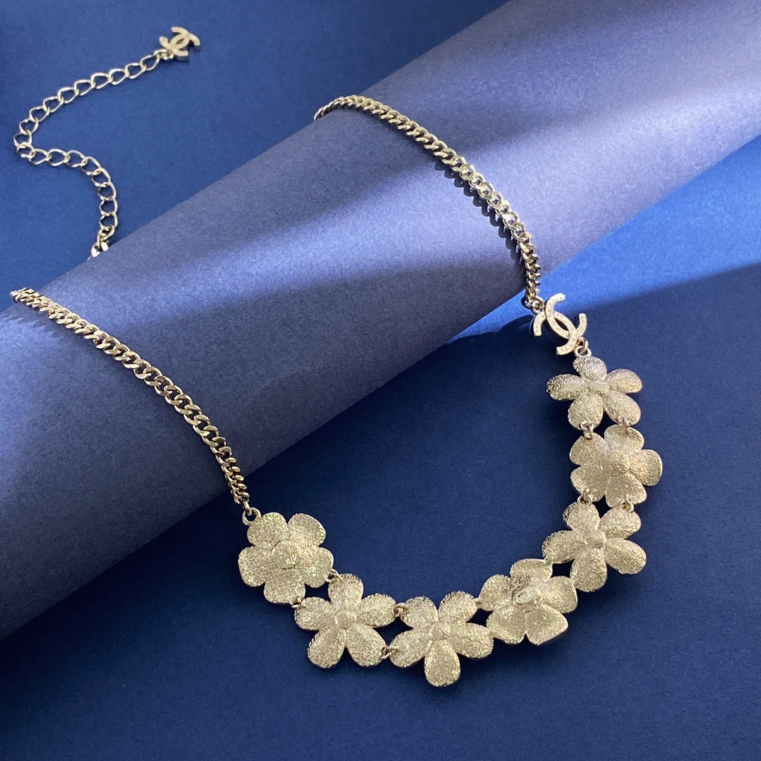 Double-C Emblem Pearl-Detail Pendant Necklace – Pearl Detail – Design 112 detail view