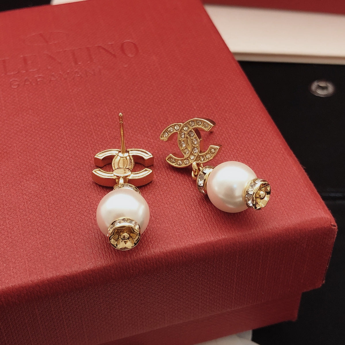 Pearl Pearl-Detail Stud Earrings – Pearl Detail – Design 009 styled product view