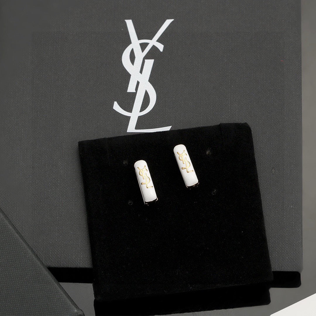 Geometric Emblem Stud Earrings in Polished Metal-Tone – Design 007 detail view