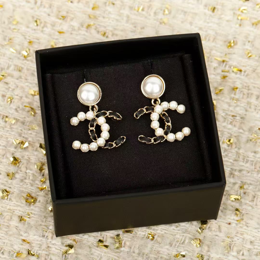 Signature Emblem Crystal-Accent Stud Earrings – Red Detail – Design 006 front product view