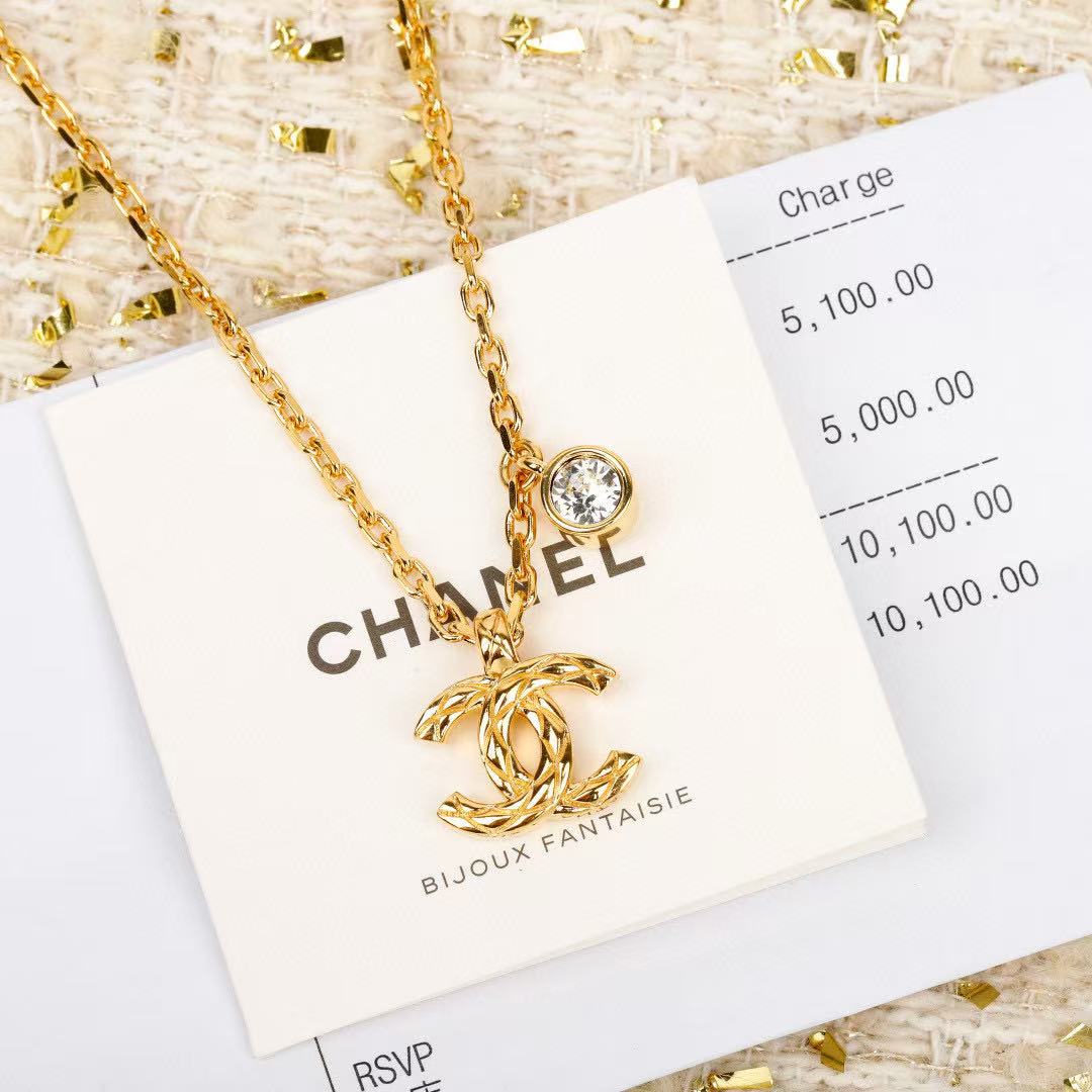 Double-C Emblem Pendant Necklace in Gold-Tone – Design 012 side detail