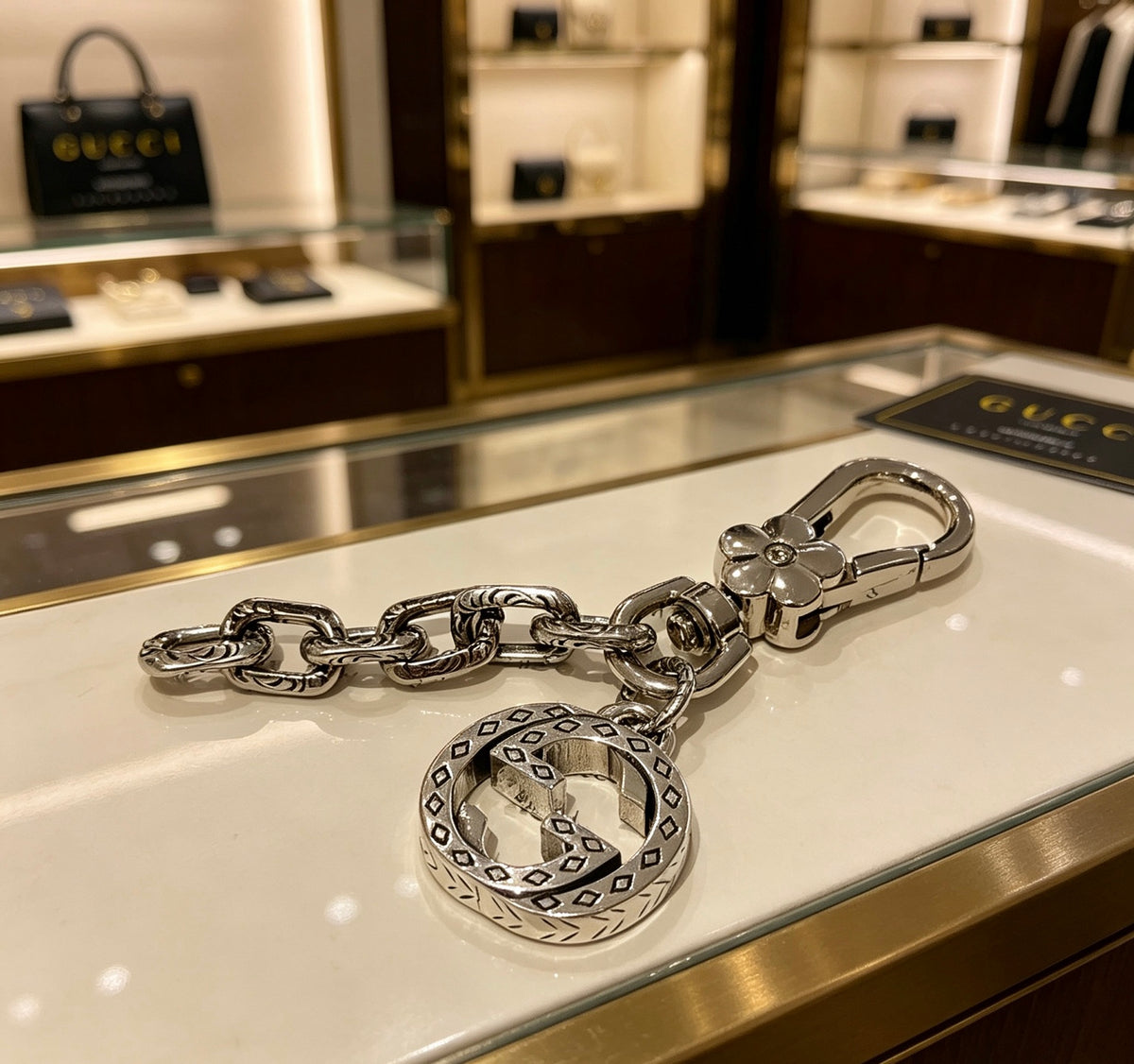 Double-G Emblem Keychain in Polished Metal-Tone – Design 045 main product view