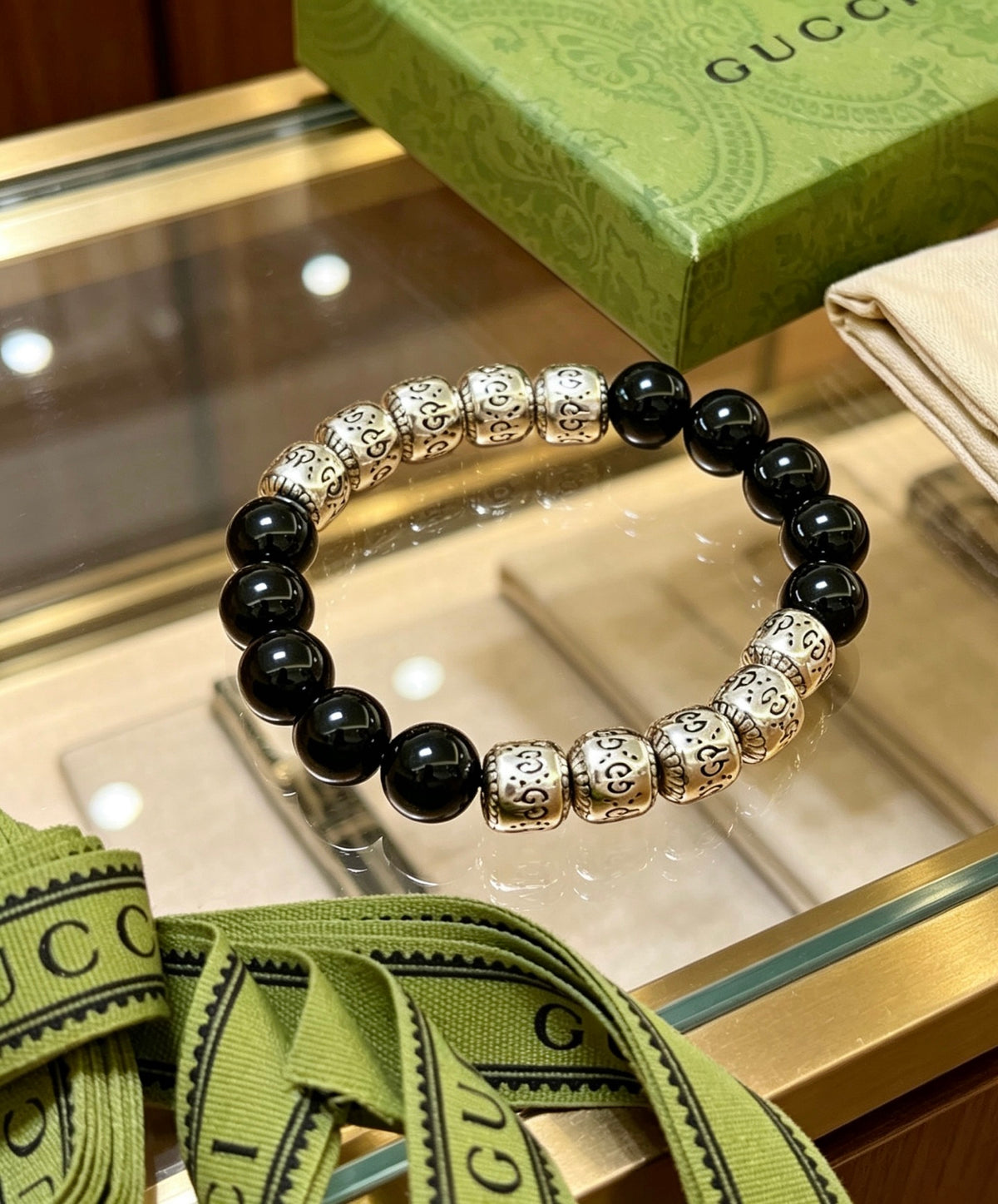 Double-G Emblem Beaded Bracelet in Polished Metal-Tone – Agate Detail – Design 006 main product view